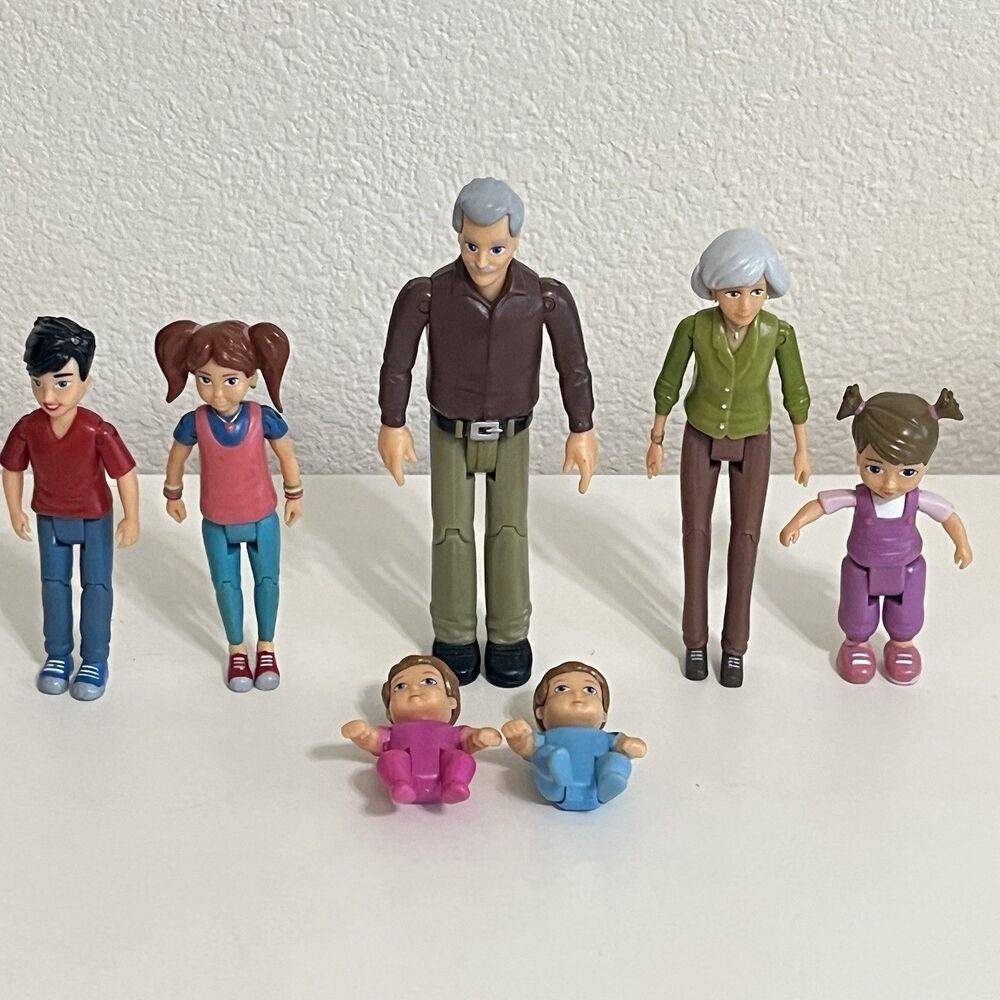 Beverly Hills Doll Collection Sweet Li'l Family Dollhouse People Lot of 7 Dolls
